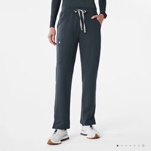 Figs Women's Charcoal Straight Leg Pants
